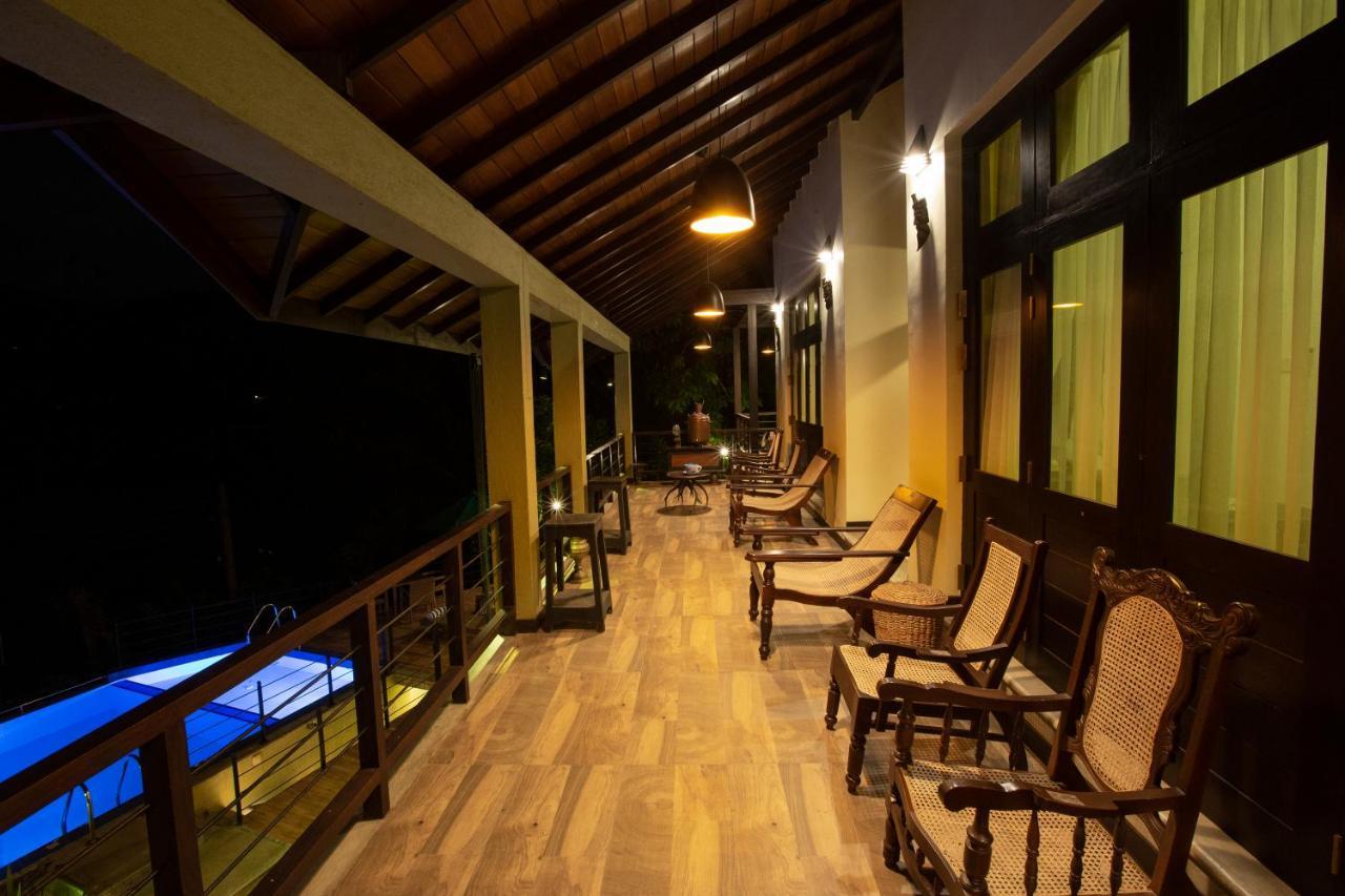 Huluganga Ridge, Kandy Karalliyadda Exteriér fotografie